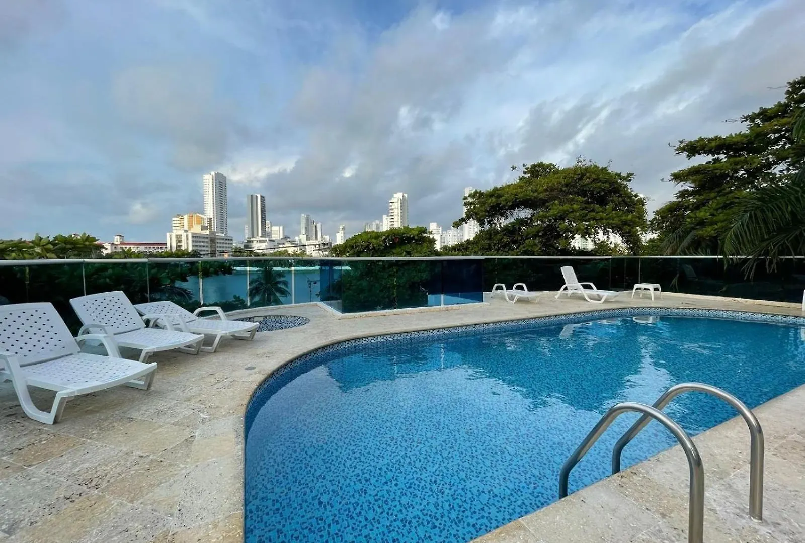 Apartment Mirador Del Laguito Estudios Cartagena