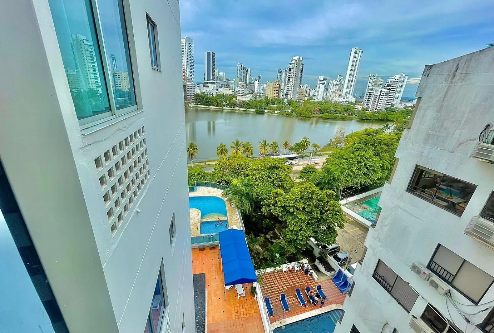 Apartment Mirador Del Laguito Estudios Cartagena